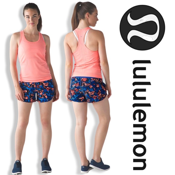 LULULEMON Tracker‎ Short IV 4-Way Stretch in
Paint Storm Harbor Blue Mult… - Picture 3 of 14